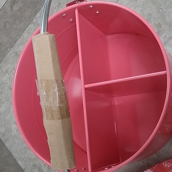 Coral Flatware Caddy, Votive Lantern, 7 Double Sided Cotton Napkins - Picture 8 of 9